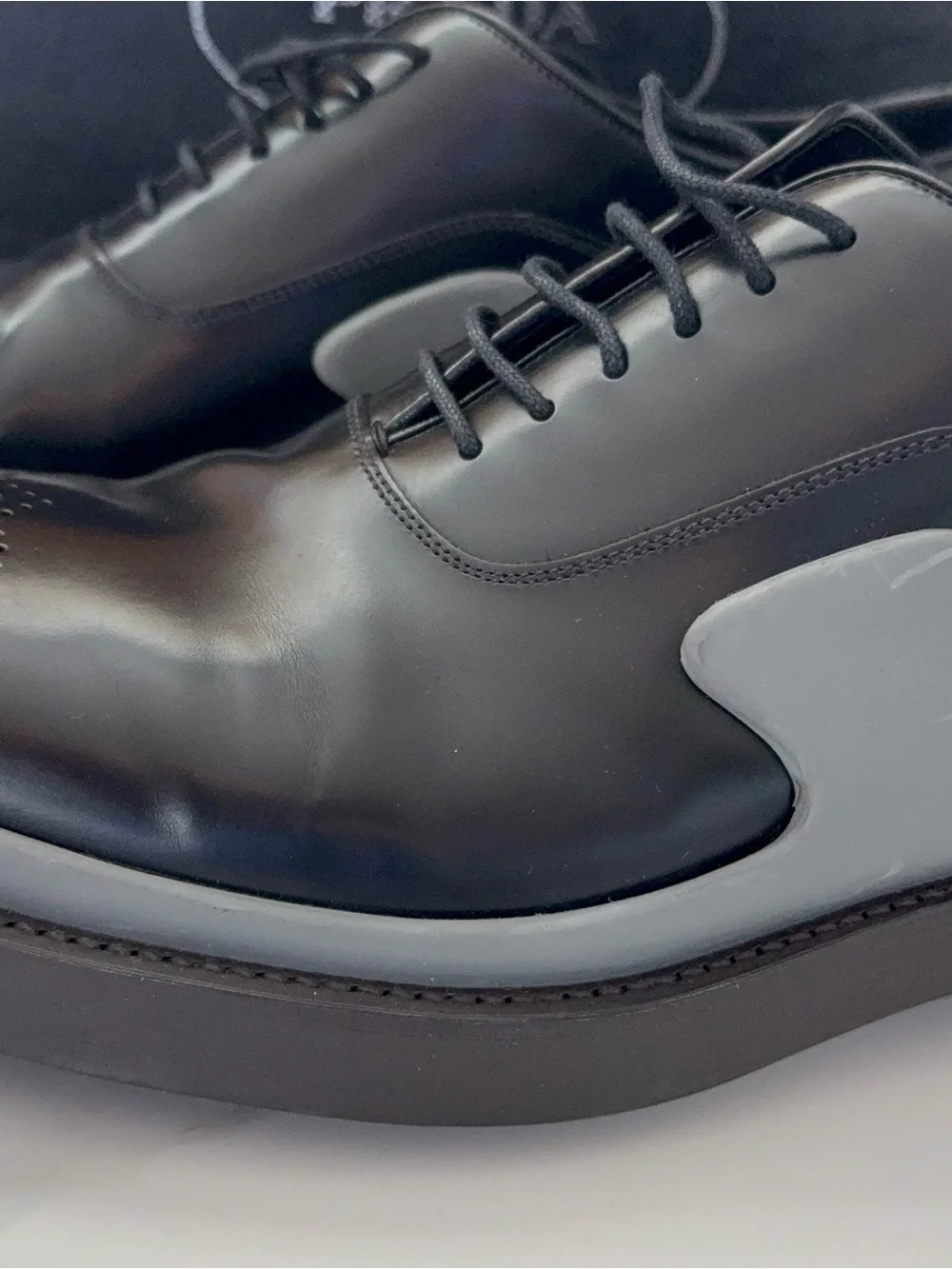 NIB Prada Runway Two-Tone Leather Derby Shoes Black/Grey Size 10.5